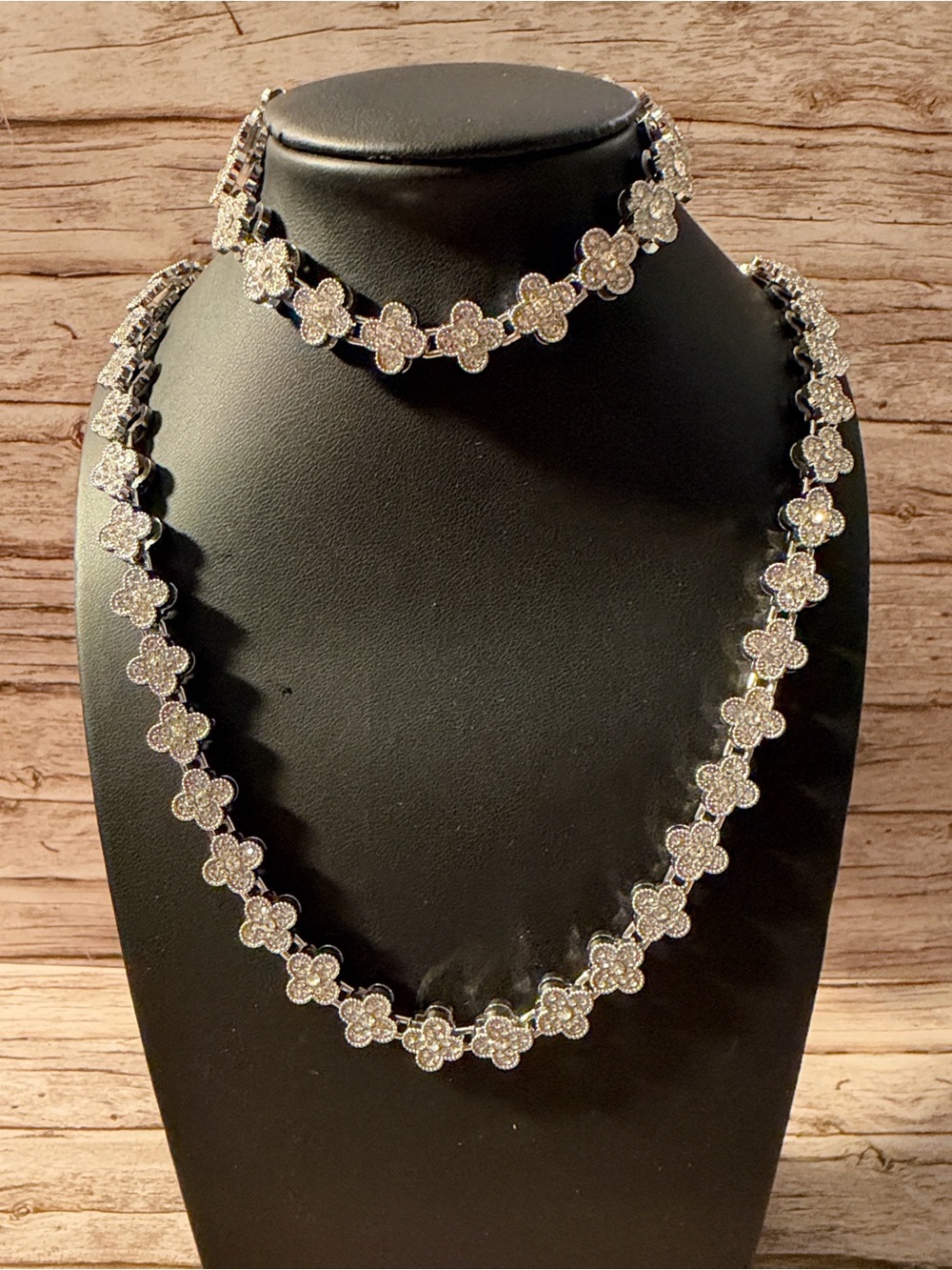 Elegant Silver Clover Floral Crystal Necklace and Bracelet Set  Stainless Steel